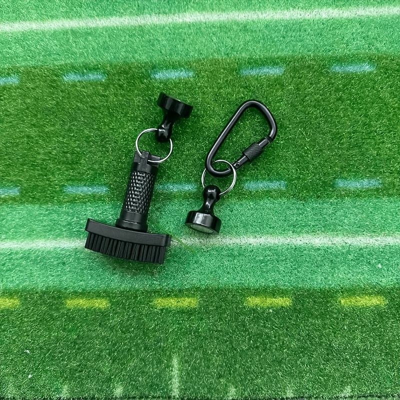 Brosse de nettoyage pour clubs - Golf Equipment To Improve Your Game avis et prix